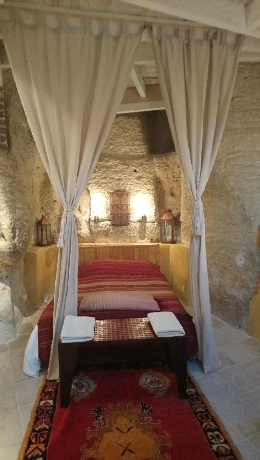 Troglodyte Loft Bed & Breakfast Thoré-la-Rochette Exterior foto